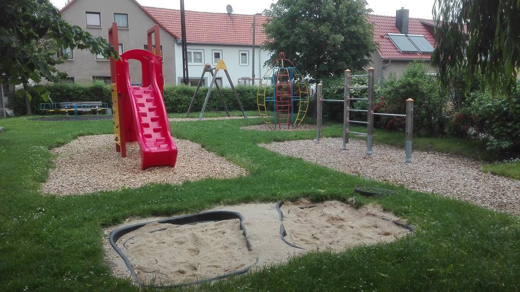 Ferienwohnungen Paul Und Dorothea Dollstadt Bagian luar foto